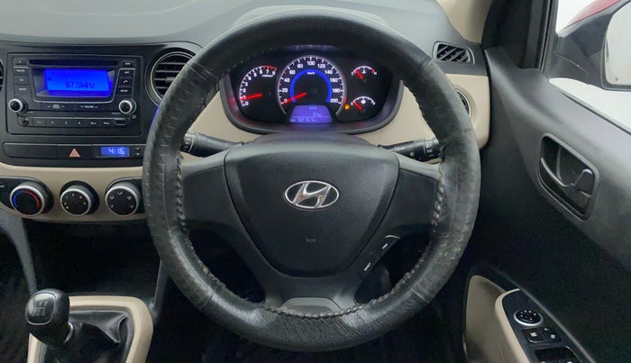 2015 Hyundai Grand i10 MAGNA 1.2 VTVT, Petrol, Manual, 62,821 km, Steering Wheel Close Up