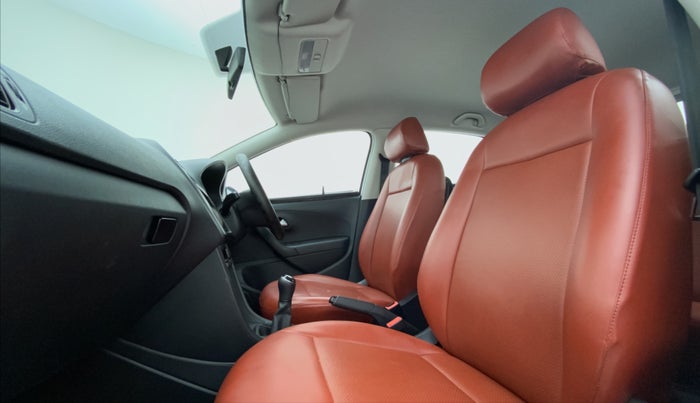 2020 Volkswagen Polo COMFORTLINE PLUS 1.0, Petrol, Manual, 8,373 km, Right Side Front Door Cabin