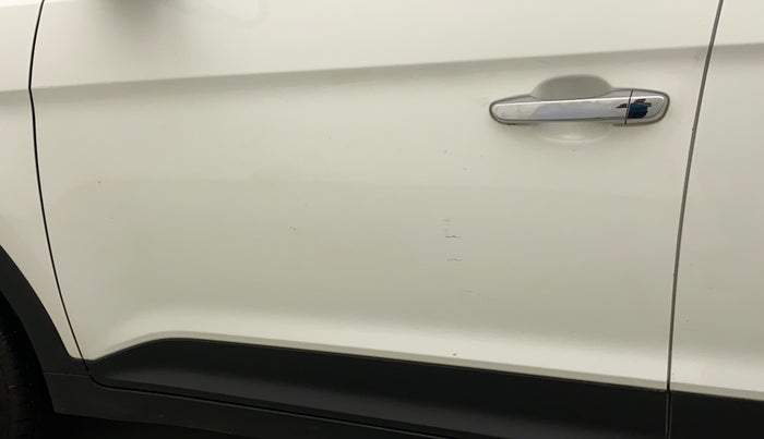2015 Hyundai Creta SX PLUS 1.6 PETROL, Petrol, Manual, 65,142 km, Front passenger door - Minor scratches