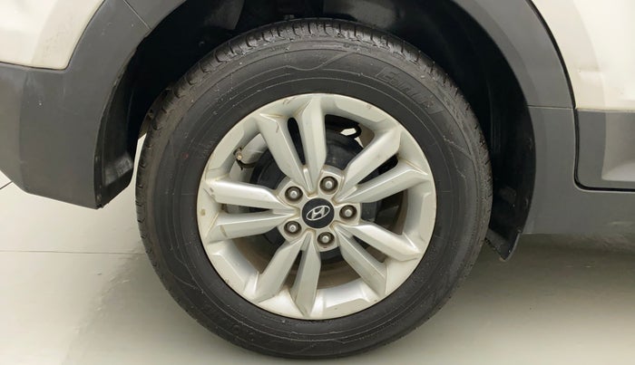 2015 Hyundai Creta SX PLUS 1.6 PETROL, Petrol, Manual, 65,142 km, Right Rear Wheel