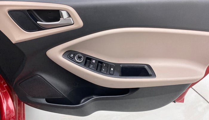 2019 Hyundai Elite i20 1.2 SPORTS PLUS VTVT, Petrol, Manual, 36,671 km, Driver Side Door Panels Control