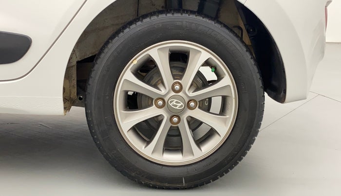 2016 Hyundai Grand i10 ASTA 1.2 (O) VTVT, Petrol, Manual, 87,384 km, Left Rear Wheel