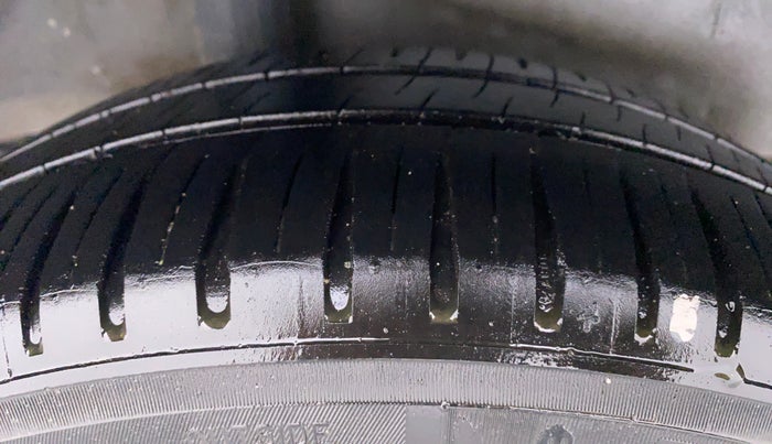 2017 Honda City V MT PETROL, Petrol, Manual, 87,562 km, Right Rear Tyre Tread