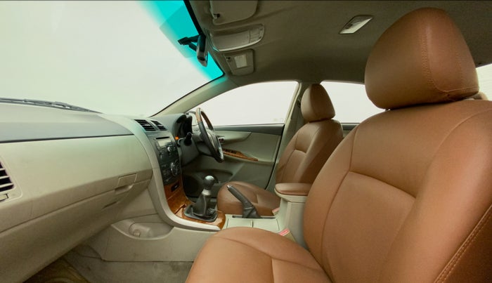 2011 Toyota Corolla Altis G PETROL, Petrol, Manual, 82,699 km, Right Side Front Door Cabin