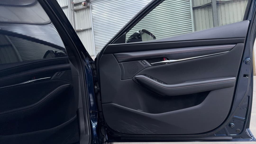 2022 Mazda 3 G25 Evolve Sp, Automatic, 37251 km, Speaker View