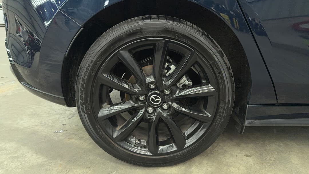 2022 Mazda 3 G25 Evolve Sp, Automatic, 37251 km, Right Rear Wheel