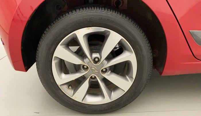 2016 Hyundai Elite i20 ASTA 1.2, Petrol, Manual, 20,501 km, Right Rear Wheel