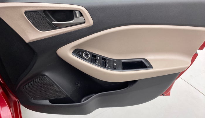 2014 Hyundai Elite i20 ASTA 1.4 CRDI, Diesel, Manual, 91,028 km, Driver Side Door Panels Control