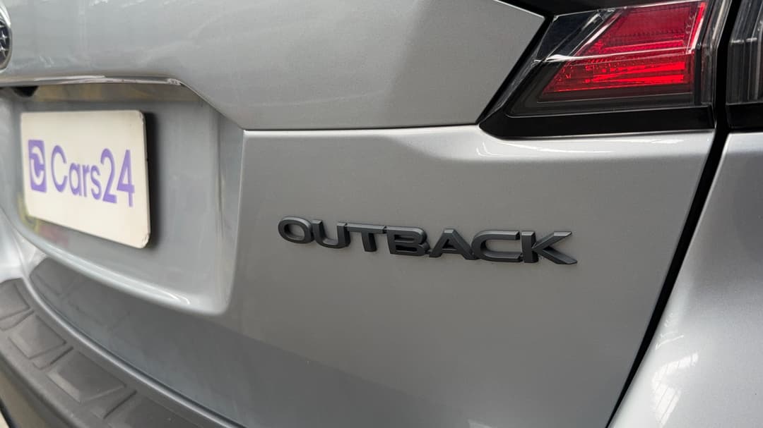 2023 Subaru Outback AWD Sport, Automatic, 40831 km, Badge (Boot Right Side)