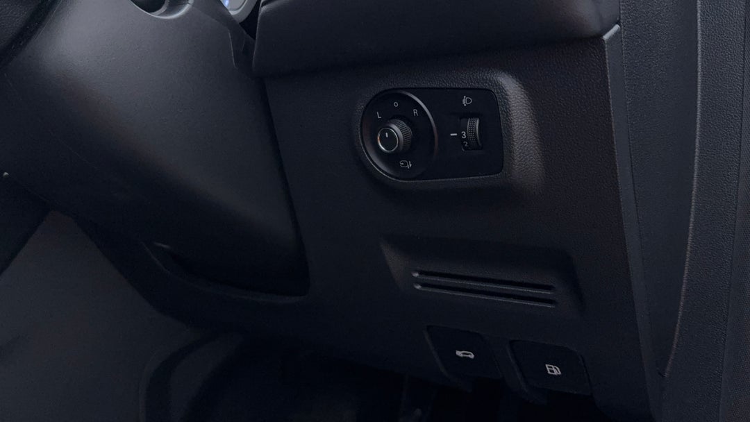 Utility Switches/Buttons