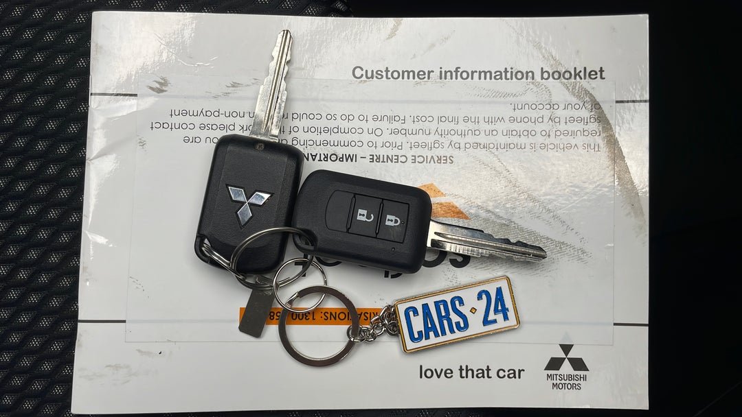 2018 Mitsubishi Outlander Es Adas 5 Seat (awd), Automatic, 67637 km, Key Close-up