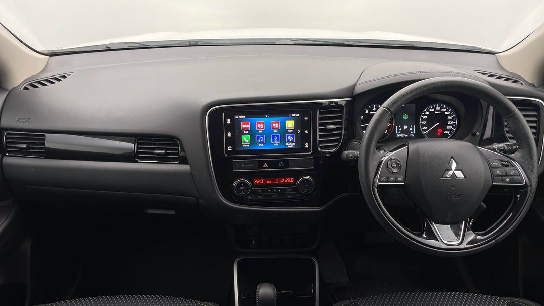 2018 Mitsubishi Outlander Es Adas 5 Seat (awd), Automatic, 67637 km, Dashboard View
