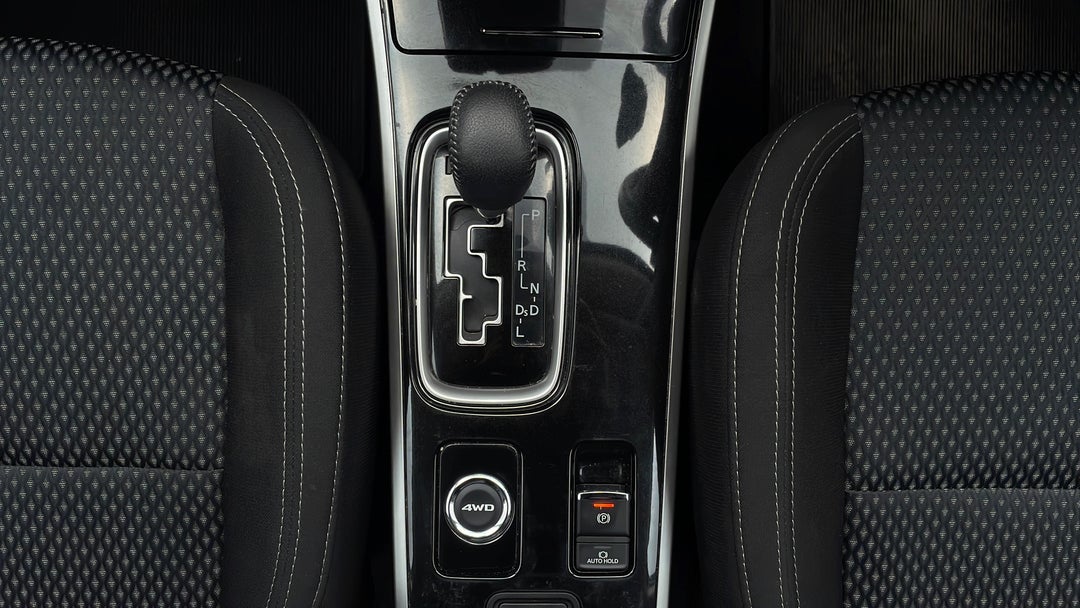 2018 Mitsubishi Outlander Es Adas 5 Seat (awd), Automatic, 67637 km, Gear Lever 