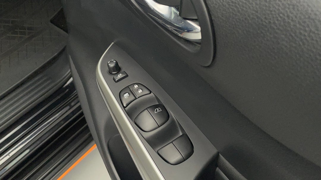 Drivers Side Door Panel Controls