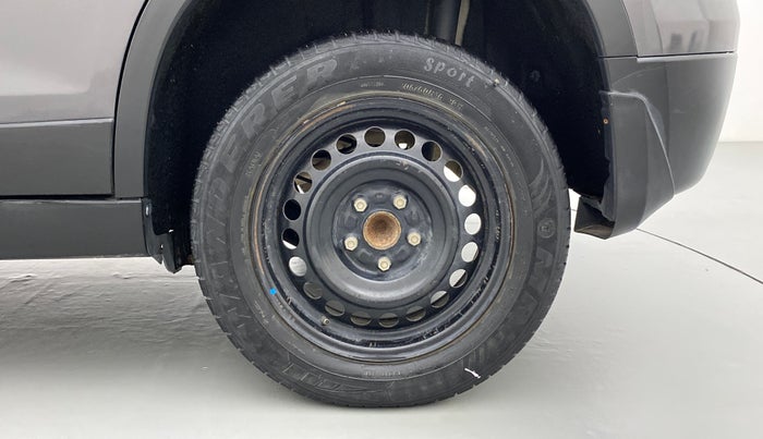2018 Maruti Vitara Brezza VDI, Diesel, Manual, 72,660 km, Left Rear Wheel