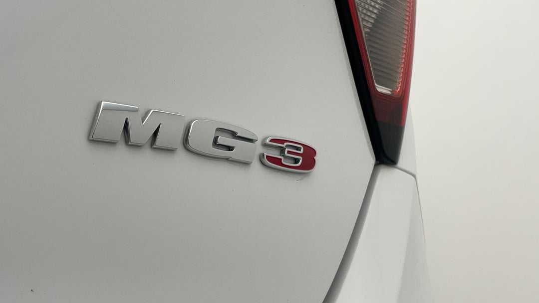 Badge (Boot Right Side)