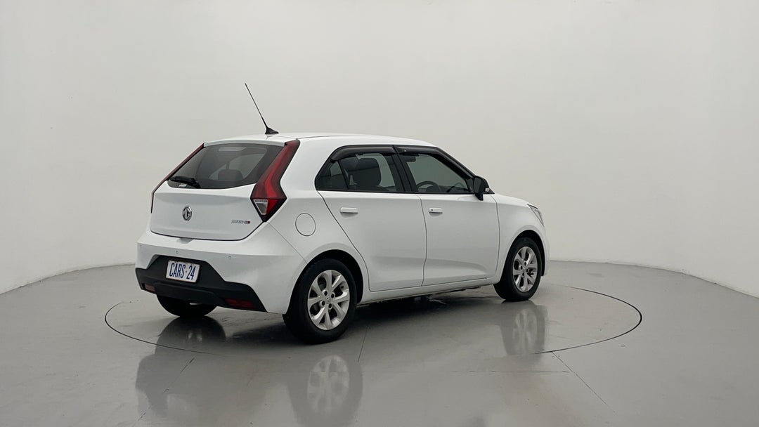 Right Back Diagonal (45- Degree) View