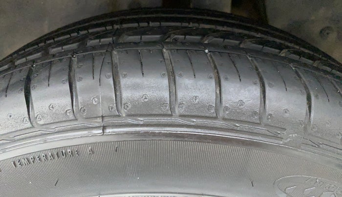 2018 Hyundai Creta 1.6 SX CRDI, Diesel, Manual, 66,093 km, Left Rear Tyre Tread