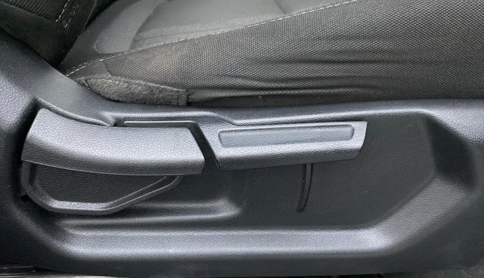2019 Hyundai VENUE 1.0L Turbo GDI SX MT, Petrol, Manual, 18,852 km, Driver Side Adjustment Panel