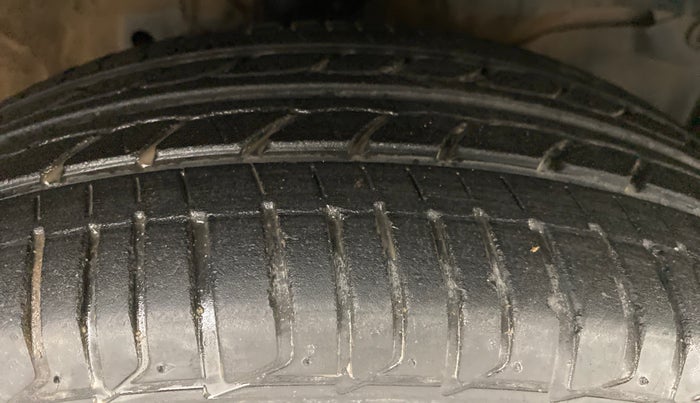 2014 Honda City SV MT PETROL, Petrol, Manual, 60,463 km, Right Front Tyre Tread