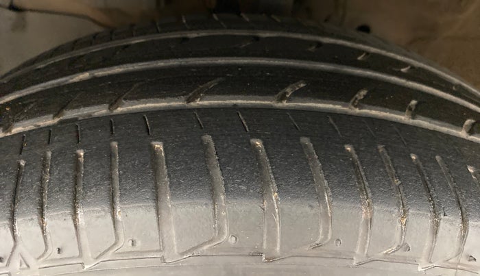 2014 Honda City SV MT PETROL, Petrol, Manual, 60,463 km, Left Front Tyre Tread
