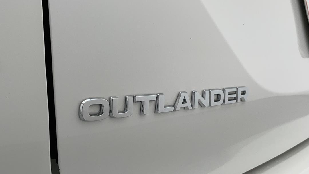 2023 Mitsubishi Outlander Aspire 7 Seat (2wd), Automatic, 13061 km, Badge (Boot Left Side)