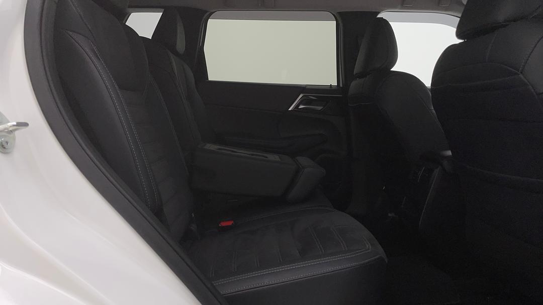 2023 Mitsubishi Outlander Aspire 7 Seat (2wd), Automatic, 13061 km, Right Side Rear Door Cabin View
