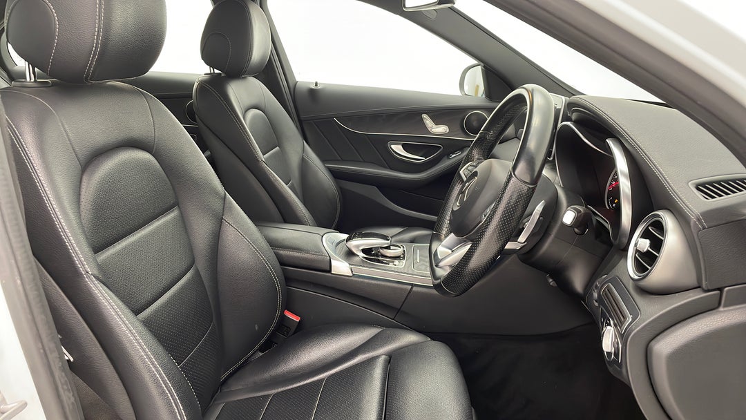 2017 Mercedes-benz C200 C200, Automatic, 102422 km, Right Side Front Door Cabin View