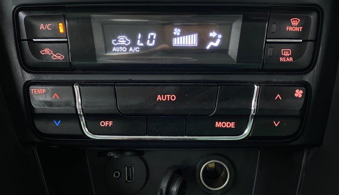 2022 Maruti BREZZA VXI AT SMART HYBRID, Petrol, Automatic, 15,524 km, Automatic Climate Control