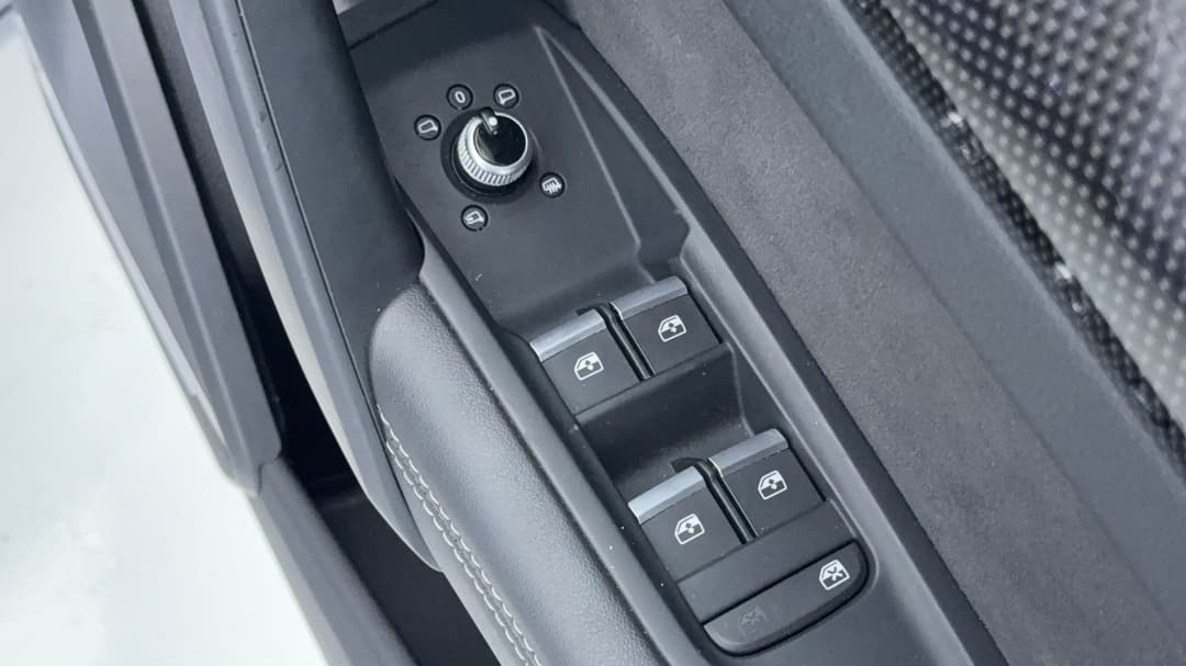 2021 Audi Sq5 3.0 Tdi Quattro Mhev, Automatic, 60383 km, Drivers Side Door Panel Controls