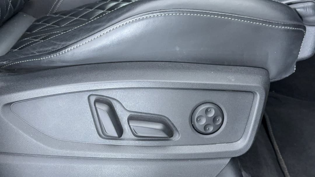 2021 Audi Sq5 3.0 Tdi Quattro Mhev, Automatic, 60383 km, Drivers Side Adjustment Panel