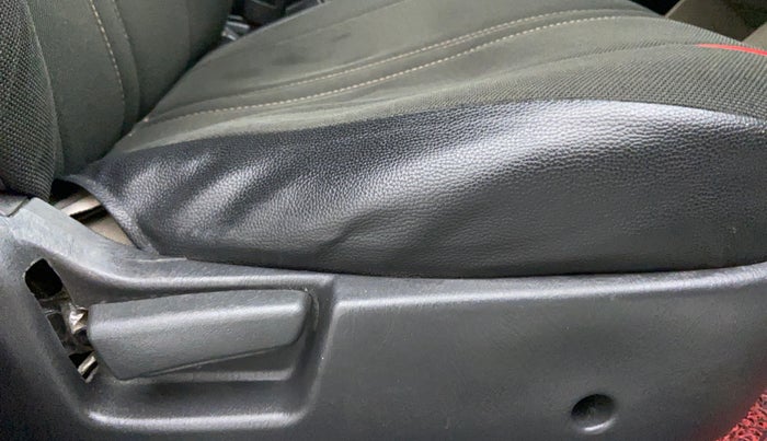 2017 Maruti Alto K10 LXI CNG (O), CNG, Manual, 73,377 km, Driver Side Adjustment Panel