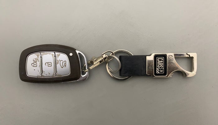 2016 Hyundai Elite i20 ASTA 1.2, Petrol, Manual, 32,920 km, Key Close-up