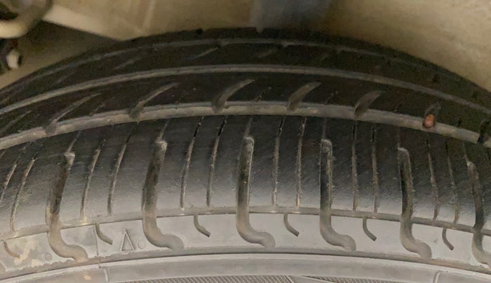 2017 Maruti Celerio VXI (O), Petrol, Manual, 69,699 km, Right Rear Tyre Tread