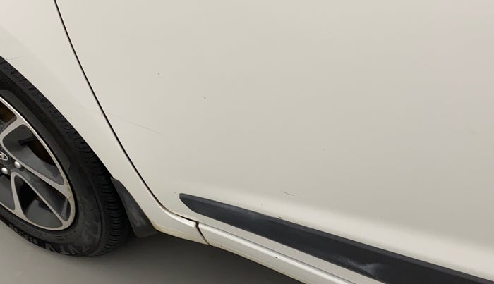 2017 Hyundai Grand i10 ASTA 1.2 KAPPA VTVT, Petrol, Manual, 42,388 km, Front passenger door - Minor scratches