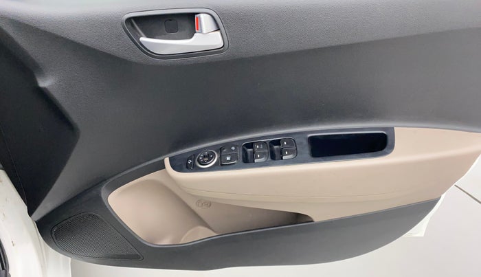 2017 Hyundai Grand i10 ASTA 1.2 KAPPA VTVT, Petrol, Manual, 42,388 km, Driver Side Door Panels Control