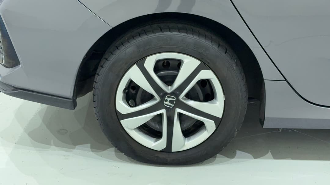 2017 Honda Civic Vti, Automatic, 94901 km, Right Rear Wheel