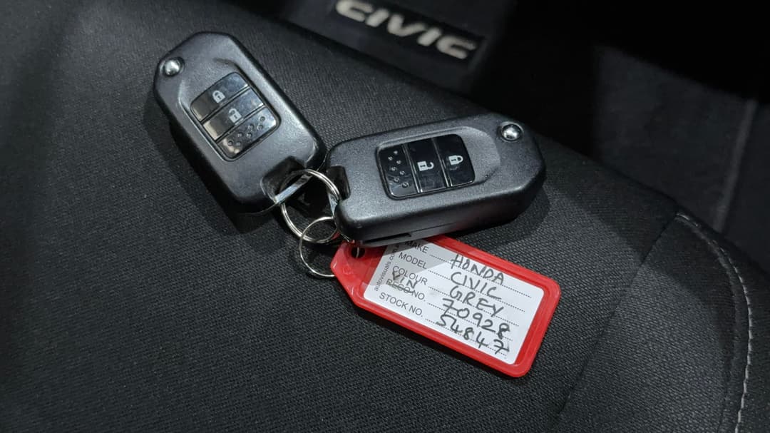 2017 Honda Civic Vti, Automatic, 94901 km, Key Close-up