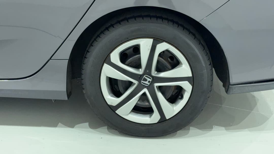 2017 Honda Civic Vti, Automatic, 94901 km, Left Rear Wheel