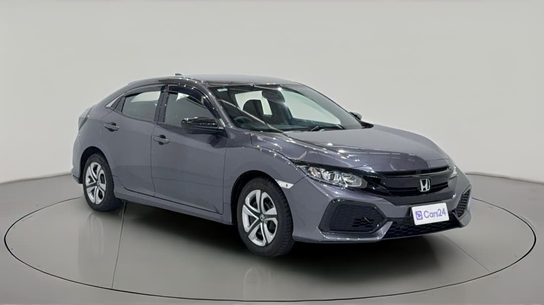 2017 Honda Civic Vti, Automatic, 94901 km, Right Front Diagonal (45- Degree) View