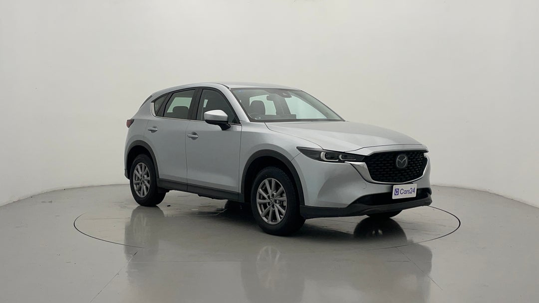 Right Front Diagonal (45- Degree) View