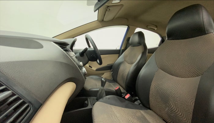 2014 Hyundai Eon MAGNA +, Petrol, Manual, 78,428 km, Right Side Front Door Cabin
