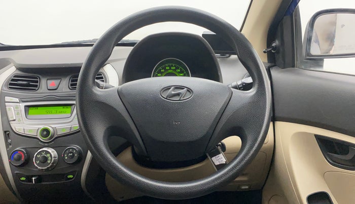2014 Hyundai Eon MAGNA +, Petrol, Manual, 78,428 km, Steering Wheel Close Up