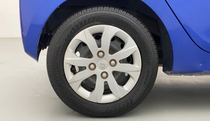 2014 Hyundai Eon MAGNA +, Petrol, Manual, 78,428 km, Right Rear Wheel