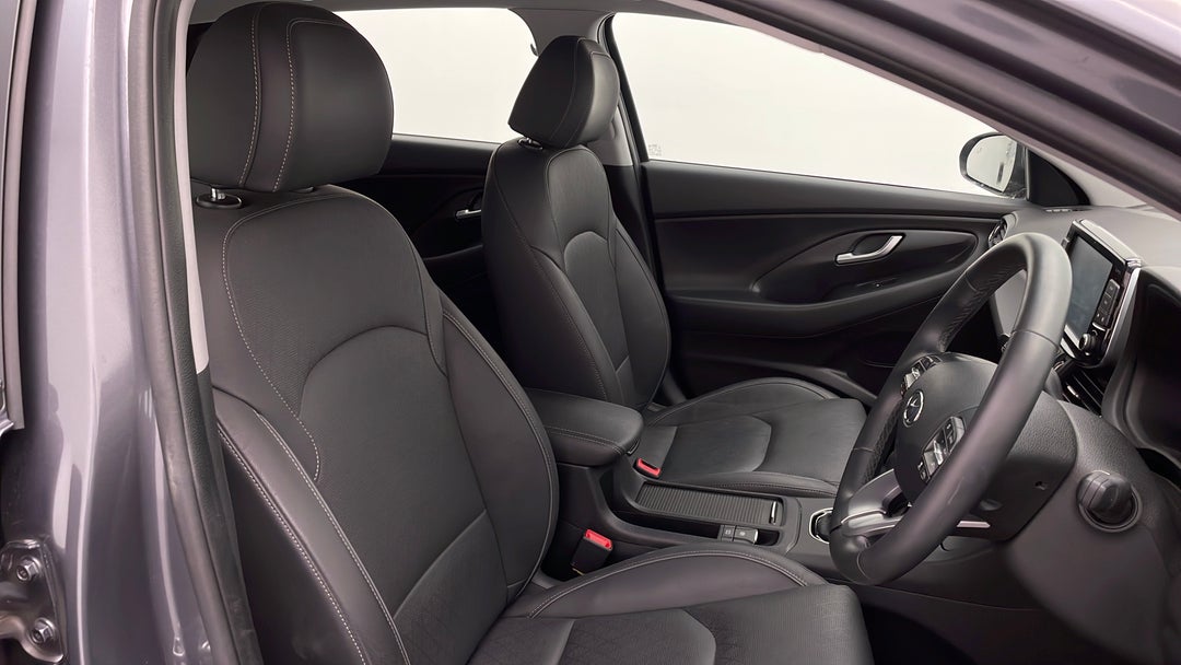 2019 Hyundai i30 Premium, Automatic, 31452 km, Right Side Front Door Cabin View