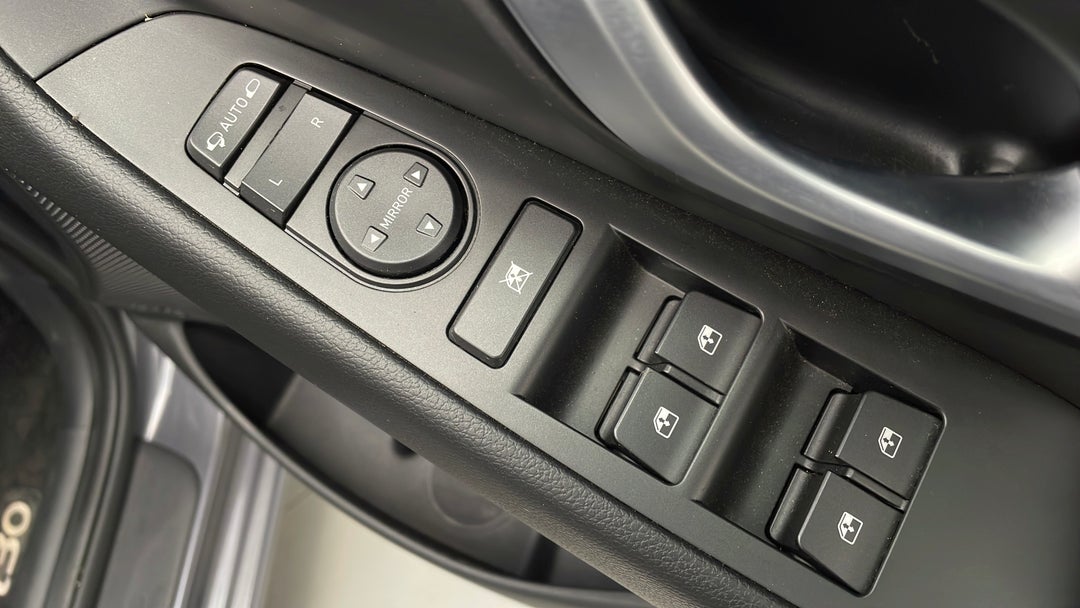 2019 Hyundai i30 Premium, Automatic, 31452 km, Drivers Side Door Panel Controls