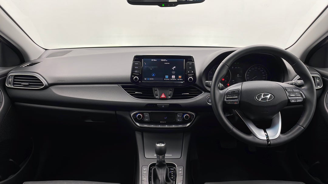 2019 Hyundai i30 Premium, Automatic, 31452 km, Dashboard View