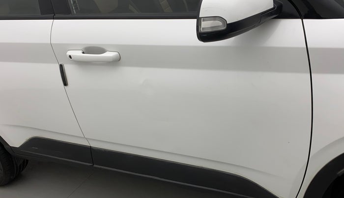 2019 Hyundai VENUE SX 1.0 TURBO, Petrol, Manual, 99,715 km, Driver-side door - Slightly dented