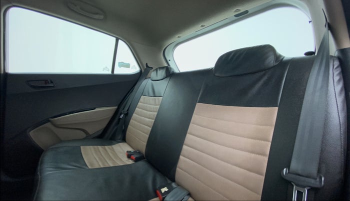 2017 Hyundai Grand i10 MAGNA 1.2 KAPPA VTVT, Petrol, Manual, 9,429 km, Right Side Rear Door Cabin