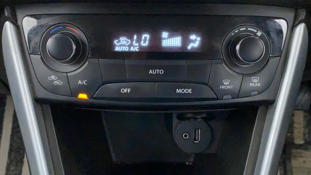 Automatic Climate Control 